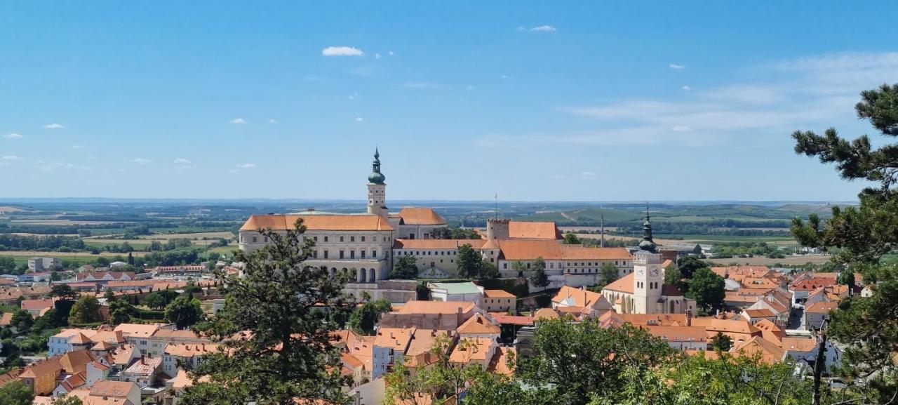 Apartman Viktorie Mikulov Ngoại thất bức ảnh